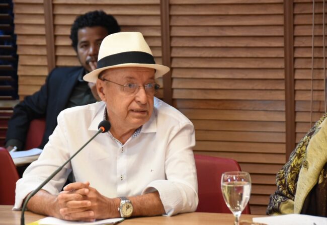 48015059786_5e4387b74b_h